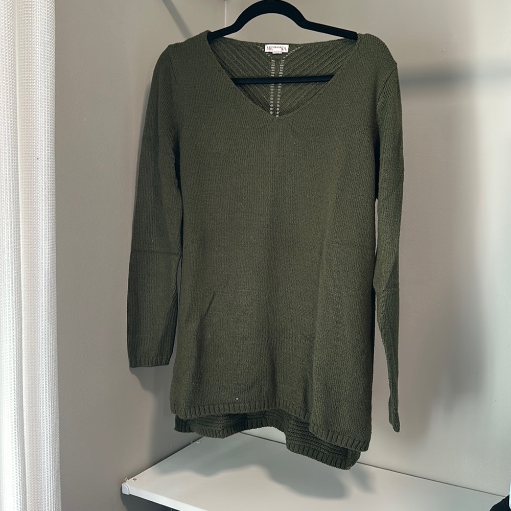 Women’s Sweater